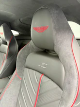 https://vehicle.imgix.net/4220391/dc9c8e6d-1e86-4f61-aba0-99040b45c988.jpeg