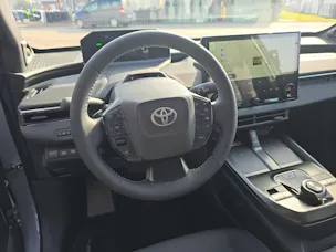 Toyota C-HR+ Premium AWD