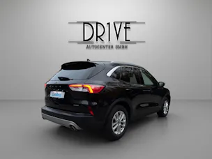 Ford Kuga 2.5 FHEV Titanium 4WD