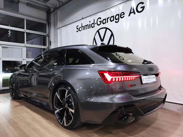 Audi RS6 Avant 4.0 V8 TFSI quattro T-Tronic