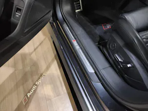 Audi RS6 Avant 4.0 V8 TFSI quattro T-Tronic