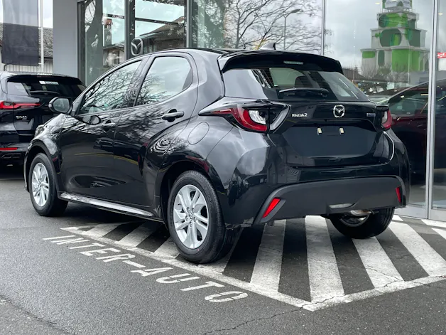 Mazda 2 Hybrid Prime-line