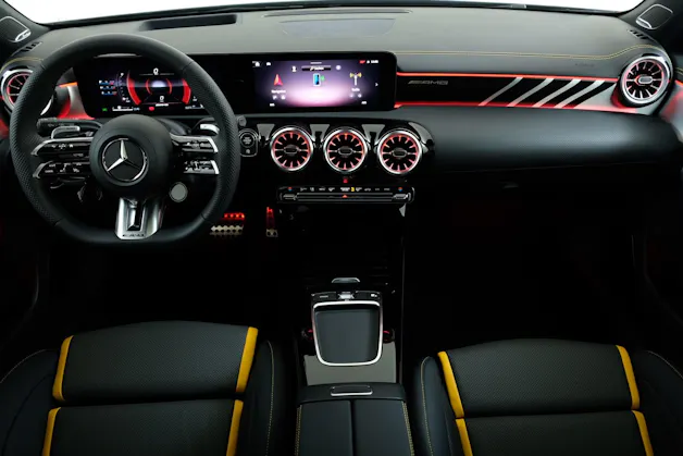 Mercedes-Benz A 45 S AMG 4Matic+ Speedshift