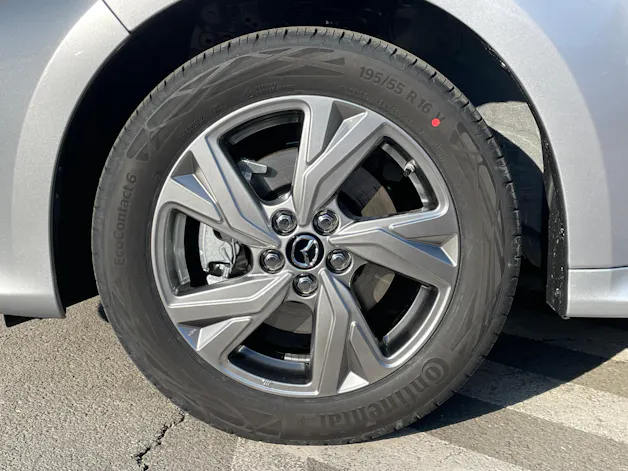 Mazda 2 Hybrid Exclusive-line