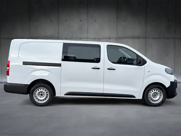 Peugeot Expert 2.0 BlueHDi 145 S&S Vertiefte Kabine Long