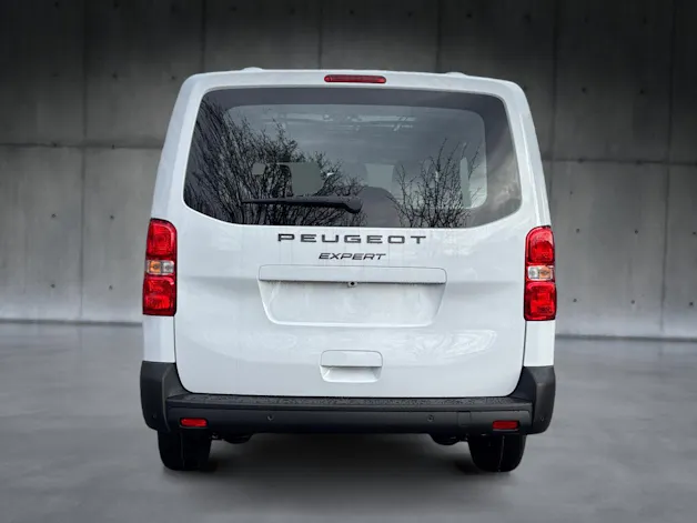 Peugeot Expert 2.0 BlueHDi 145 S&S Vertiefte Kabine Long