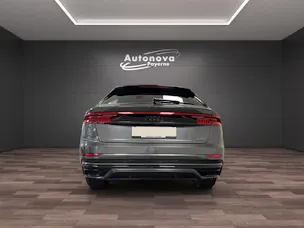 Audi Q8 55 TFSI quattro tiptronic