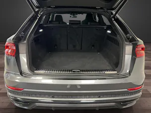 Audi Q8 55 TFSI quattro tiptronic