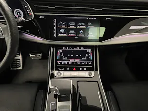 Audi Q8 55 TFSI quattro tiptronic