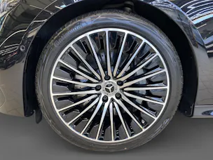 Mercedes-Benz E 200 AMG Line 4MATIC Kombi