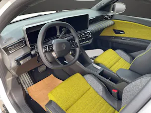 Renault R5 E-Tech Comfort Range iconic five