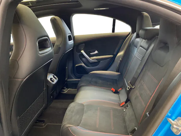 Mercedes-Benz CLA 250 AMG Line 4MATIC