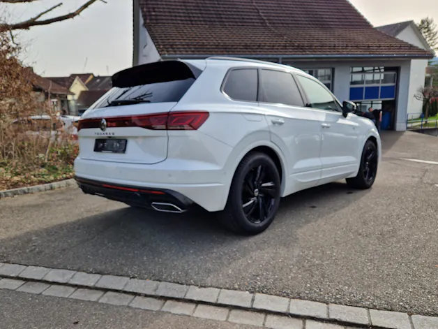 VW Touareg 3.0 TDI 286PS R-Line Tiptronic mit 5 Jahre 100tkm VW Werksgarantie