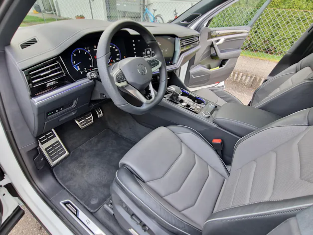 VW Touareg 3.0 TDI 286PS R-Line Tiptronic mit 5 Jahre 100tkm VW Werksgarantie