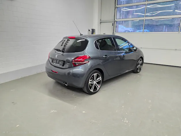 Peugeot 208 1.2 PureTech GT Line