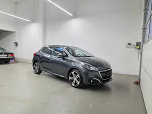 Peugeot 208 1.2 PureTech GT Line