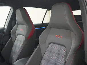 VW Golf VIII 2.0 TSI GTI DSG