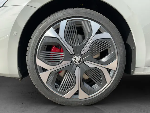 Škoda Octavia Combi 2.0 TSI DSG RS