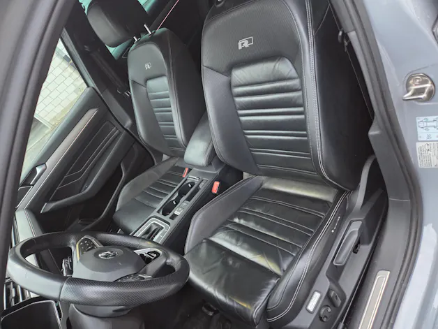 VW Passat Variant 2.0 TDI 240 R-Line Ed. DSG 4m
