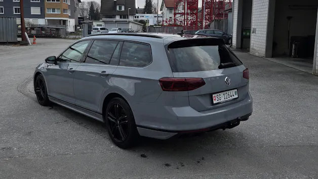 VW Passat Variant 2.0 TDI 240 R-Line Ed. DSG 4m
