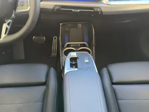 BMW X1 30e xDrive paddles