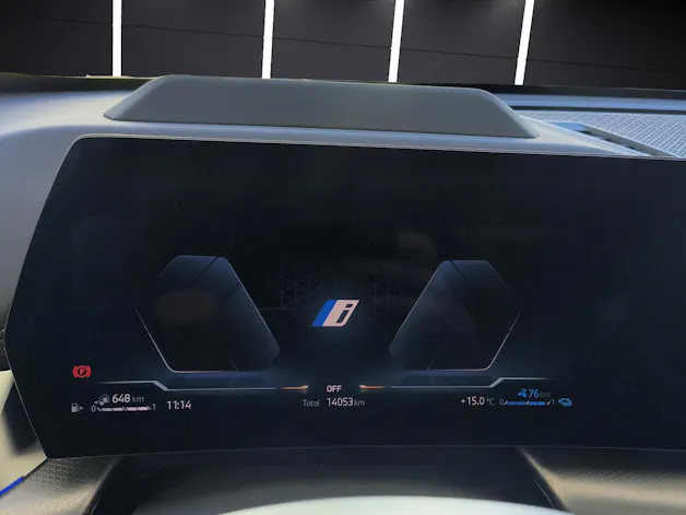 BMW X1 30e xDrive paddles