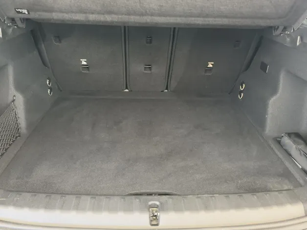 BMW X1 30e xDrive paddles