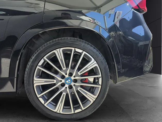 BMW X1 30e xDrive paddles
