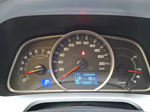 Toyota RAV4 2.0i VMa Swiss Trend MdS