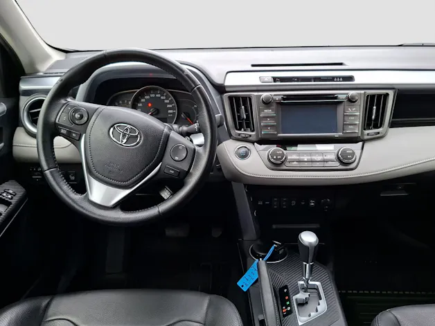Toyota RAV4 2.0i VMa Swiss Trend MdS