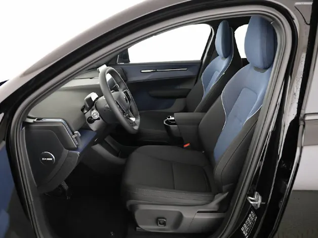 Volvo EX30 CC Cross Country E60 Twin Performance AWD