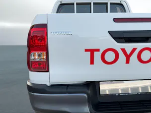 Toyota Hilux Double Cab.-Pick-up 2.4 D-4D 150 Comfort