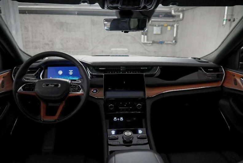 Fahrzeugbild JEEP Grand Cherokee