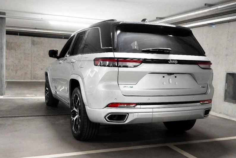 Fahrzeugbild JEEP Grand Cherokee