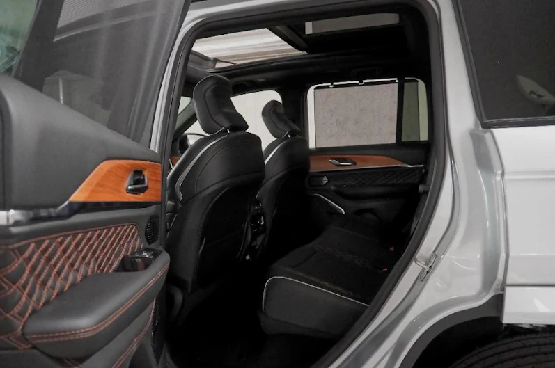 Fahrzeugbild JEEP Grand Cherokee