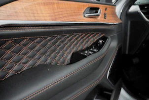 Fahrzeugbild JEEP Grand Cherokee 2.0 Turbo Summit Reserve 4xe