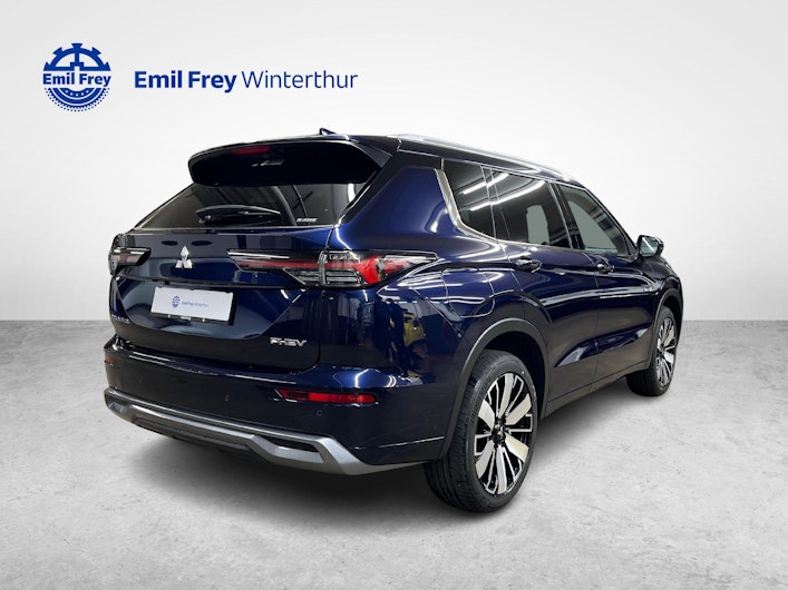 Fahrzeugbild MITSUBISHI OUTLANDER