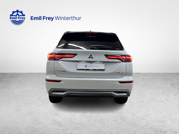 Fahrzeugbild MITSUBISHI OUTLANDER