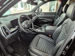 https://vehicle.imgix.net/4221057/03ce6e87-4a4d-44ee-bf94-deb4f2ecf6dd.jpg