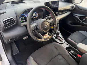 Toyota Yaris 1.5 VVT-i HSD GR Sport