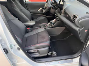 Toyota Yaris 1.5 VVT-i HSD GR Sport