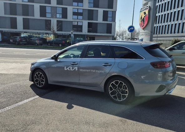 immagine del veicolo 4 immagine del veicolo 4