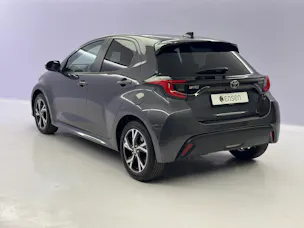 Toyota Yaris 1.5 VVT-i HSD Trend