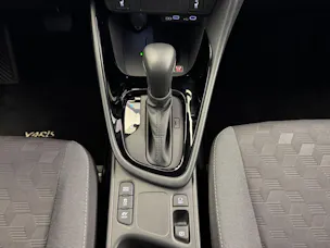 Toyota Yaris 1.5 VVT-i HSD Trend