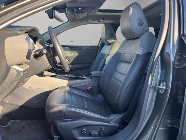 Citroën C5 X 1.6 Plug-in Hybrid Shine Pack / Panorama-Glasschiebedach / Lederausstattung / CH-Herstellergarantie bis 2028