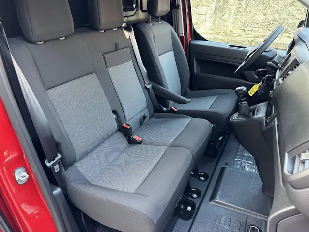 Opel Vivaro cargo 2.7 t M 1.5 D S/S