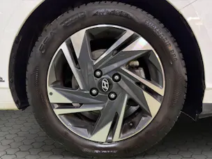 Hyundai i20 1.0 T-GDi Amplia
