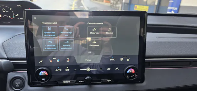 Subaru Solterra eV Luxury AWD