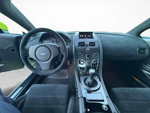 Fahrzeugbild ASTON MARTIN V8 Vantage Coupé 4.7 GT8