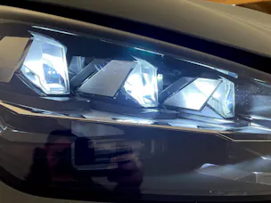 Peugeot 208 1.2 Hybrid 145 GT